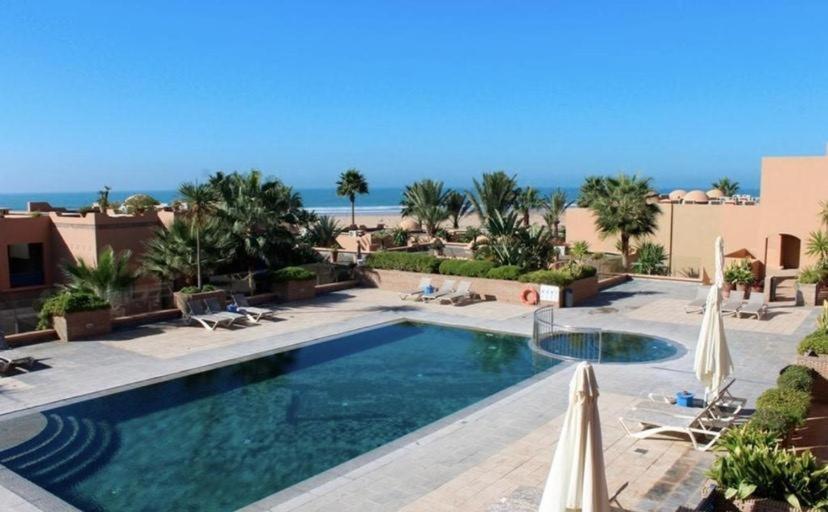 Paradis Plage Pieds Dans L'Eau - Superbe Appartement & Jaccuzi Agadir Bagian luar foto