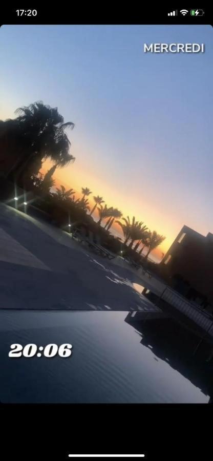 Paradis Plage Pieds Dans L'Eau - Superbe Appartement & Jaccuzi Agadir Bagian luar foto